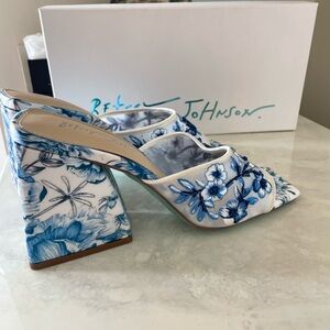 Betsey Johnson Roo Blue Floral Slip-On Heel